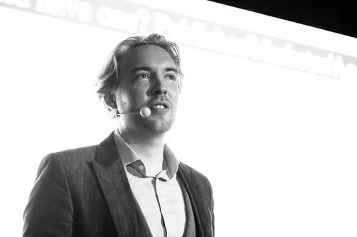 petteri-vainikka-black-white.tmb-width-1500
